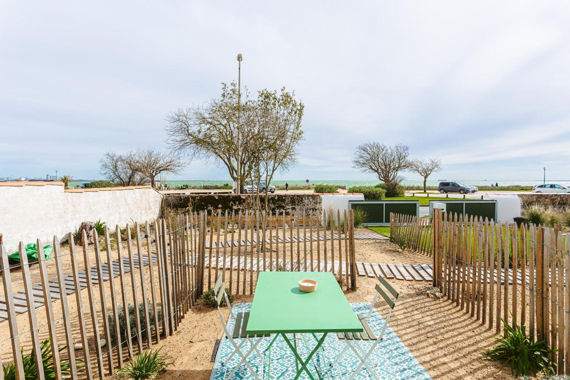 La Plage, T2 Vue Mer Rivedoux-Plage Exterior foto
